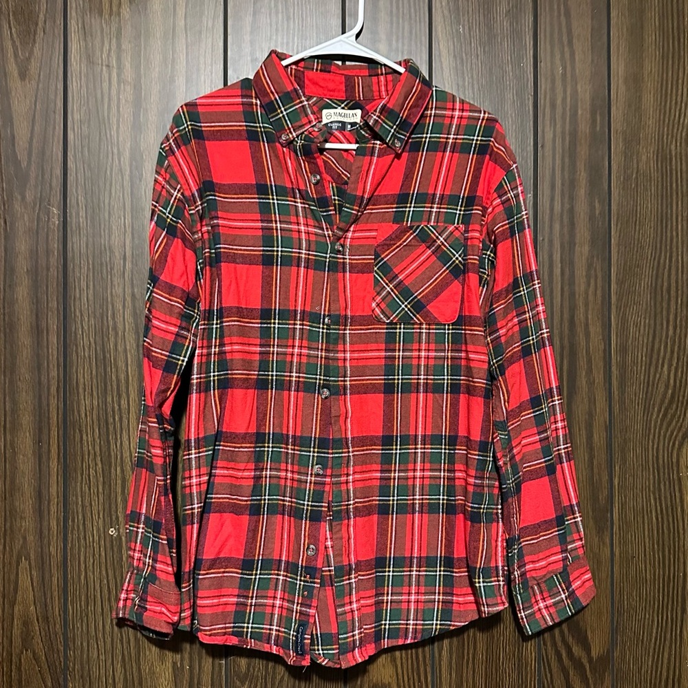 Magellan Outdoor Flannel Red Green Plaid Long Sleeve Button Front Shirt